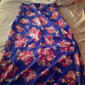 Long Skirt with knee length side slits.. worn once
